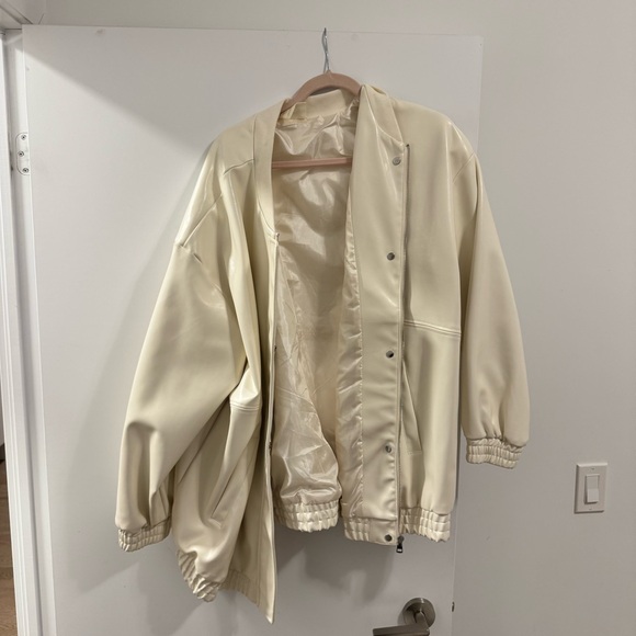 Anthropologie Jackets & Blazers - Anthropologie Leather Cream Bomber Jacket